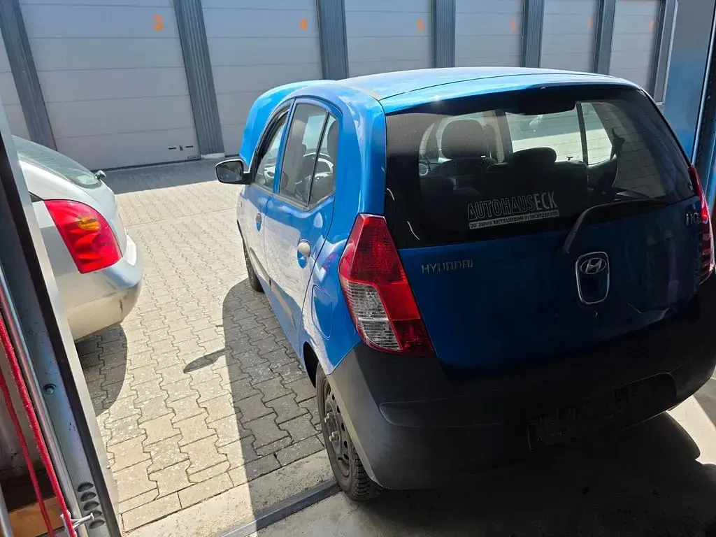 Gebraucht Hyundai i10 Classic 69 PS (50 kW) 2011 Blau Kleinwagen