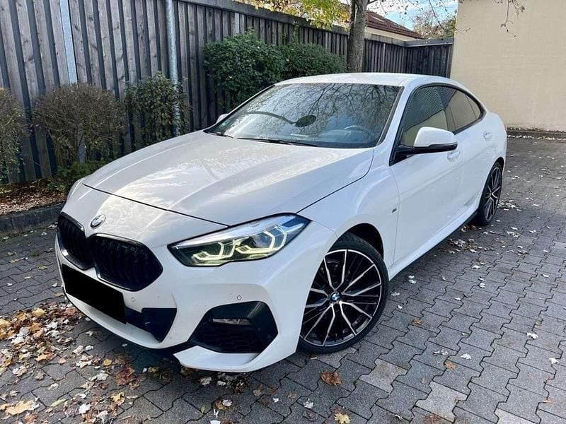 Weiß Gebraucht 2020 BMW 218 M Sport Coupé | 20.100 € (Guter Preis) - Bild 1/4