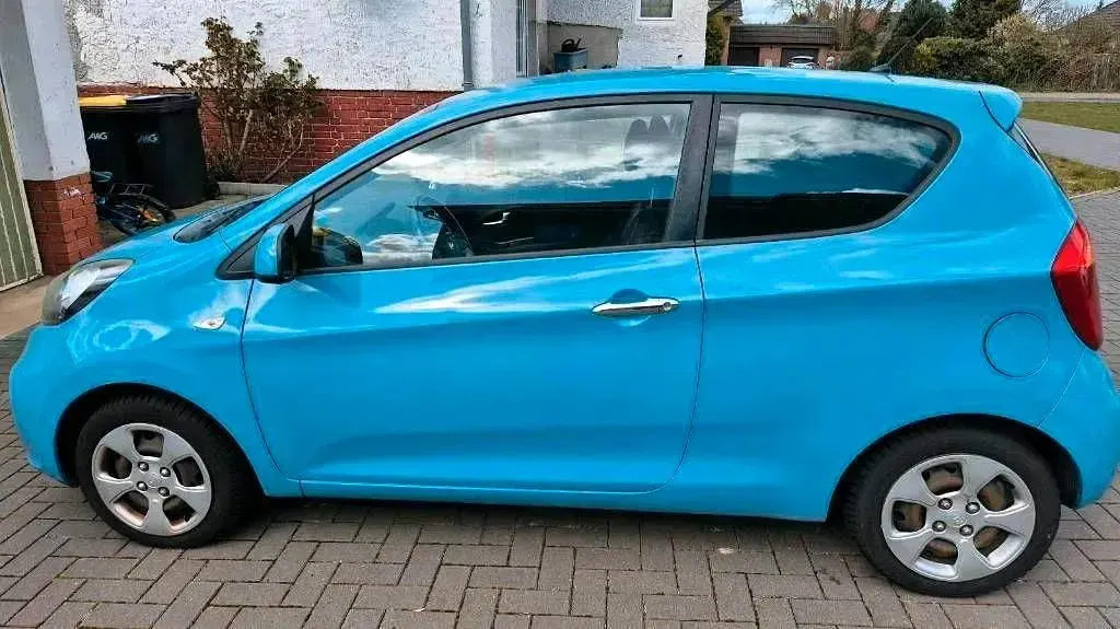 Gebraucht Kia Picanto 69 PS (50 kW) 2013 Blau Kleinwagen