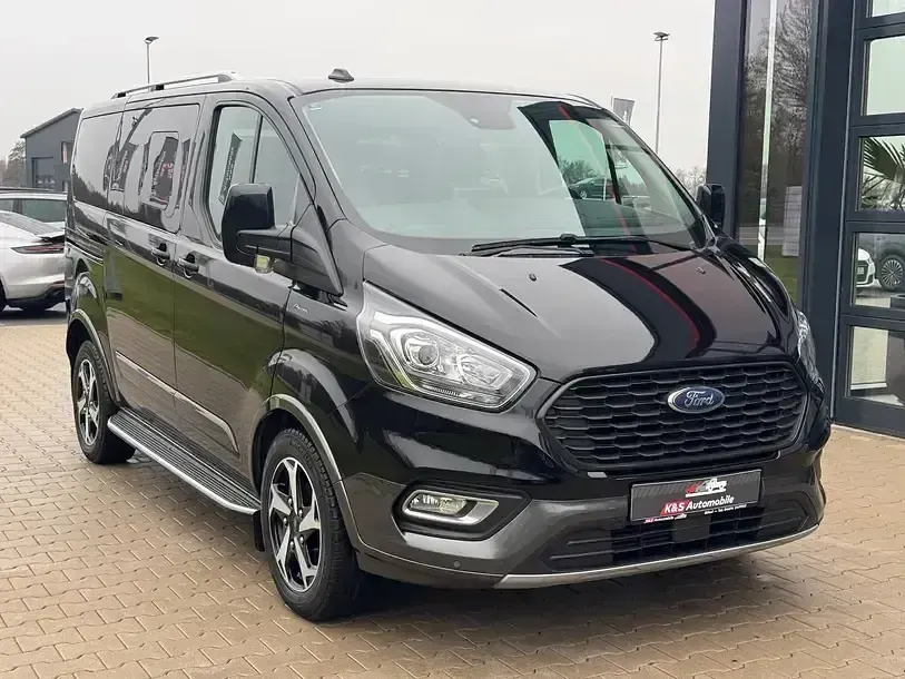 Gebraucht Ford Tourneo Custom Active 150 PS (110 kW) 2021 Schwarz Van