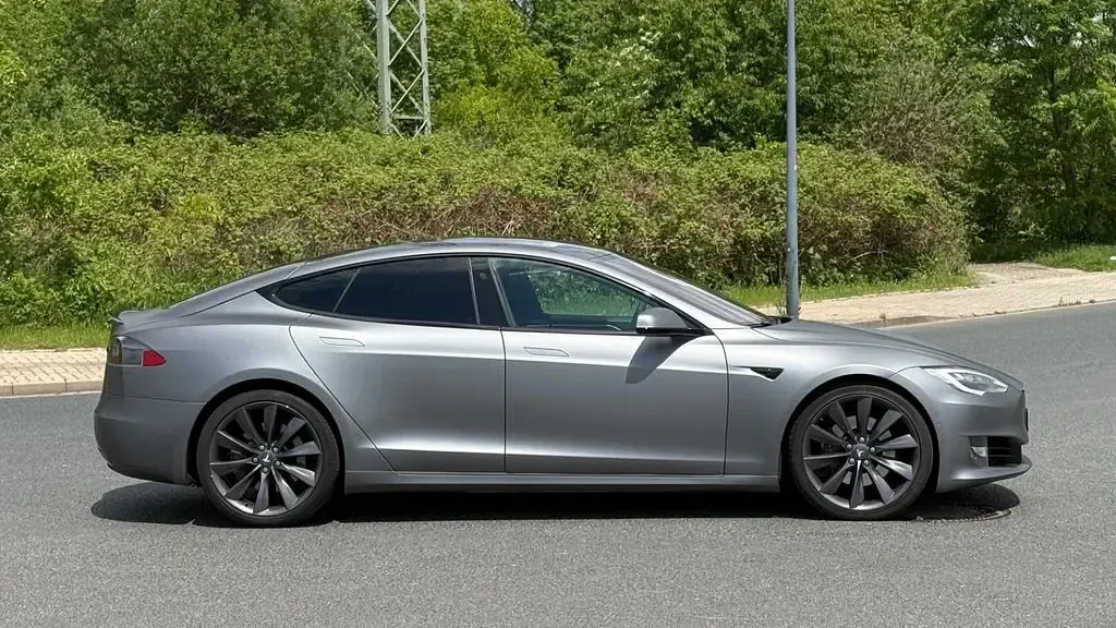 Gebraucht Tesla Model S 386 kW (525 PS) 2017 Grau Kleinwagen