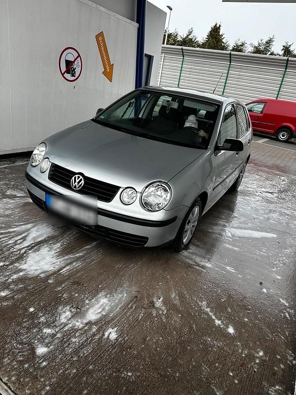 Gebraucht VW Polo 54 PS (39 kW) 2003 Grau Kleinwagen