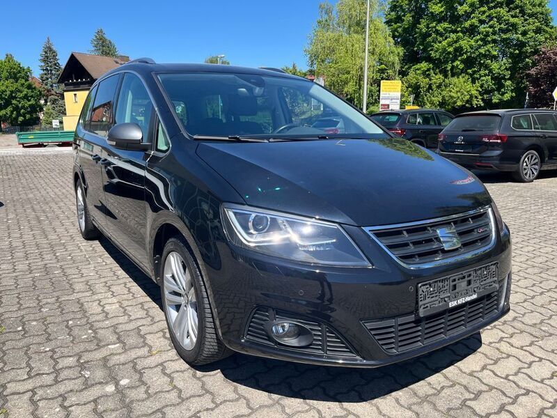 Schwarz Gebraucht 2017 Seat Alhambra FR-Line Van / Kleinbus | 25.900 € (Guter Preis) - Bild 1/4