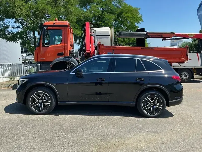 Gebraucht Mercedes GLC200 Avantgarde 163 PS (119 kW) 2026 Schwarz SUV