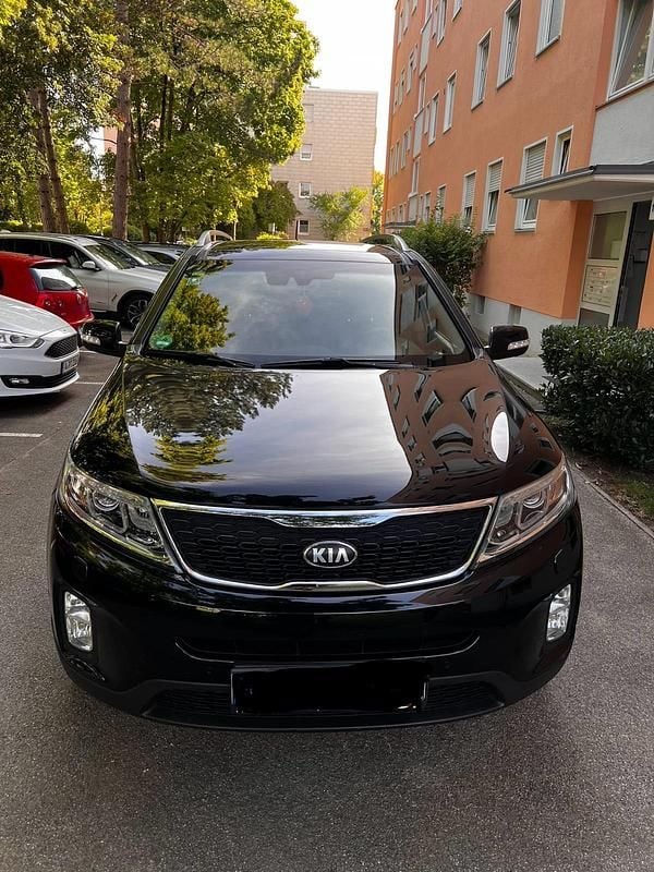 Schwarz Gebraucht 2012 Kia Sorento Platinum Edition SUV | 12.000 € (Fairer Preis) - Bild 1/4