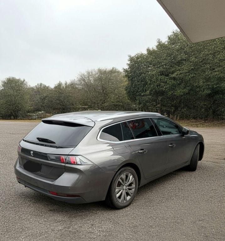 Gebraucht Peugeot 508 Allure 131 PS (96 kW) 2020 Grau Kombi