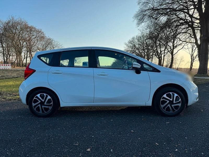 Gebraucht Nissan Note 80 PS (58 kW) 2015 Weiß Kleinwagen