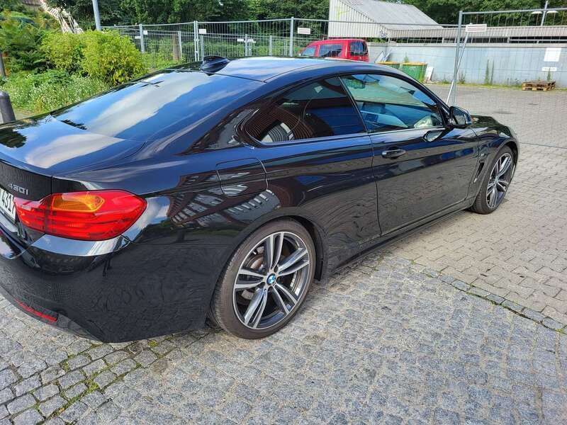 Schwarz Gebraucht 2016 BMW 430 M Sport Coupé | 24.500 € (Guter Preis) - Bild 1/4