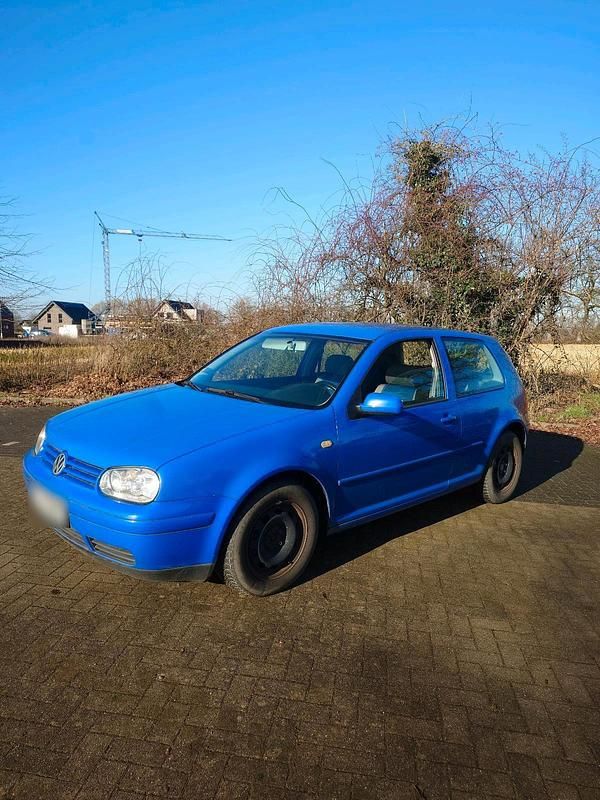 Gebraucht VW Golf IV 75 PS (55 kW) 1999 Blau Kleinwagen