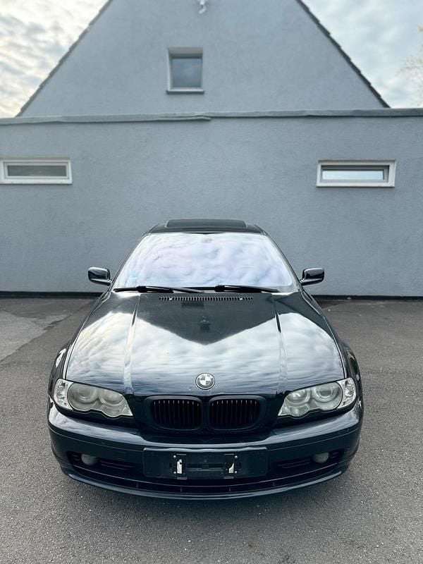 Second-hand BMW 320 150 CP (110 kW) 2000 Negru Coupe
