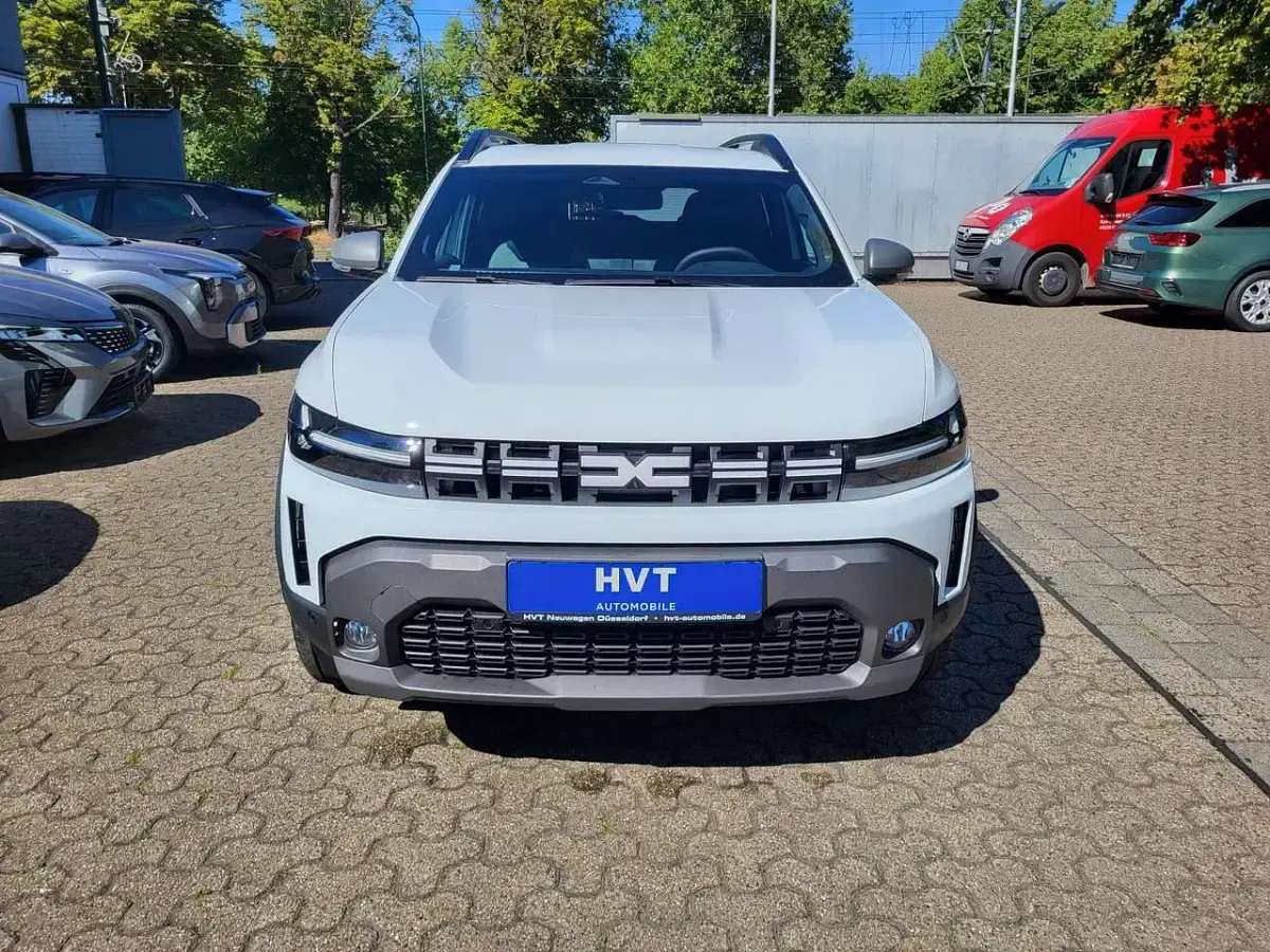 Neu Dacia Duster Journey 122 PS (89 kW) 2026 Weiß SUV