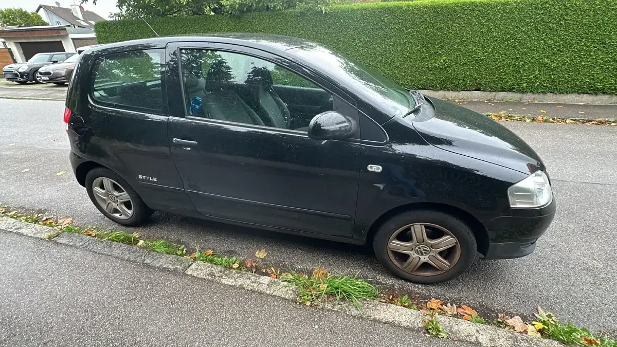 Używany VW Fox Style 60 KM (44 kW) 2011 Czarny Hatchback