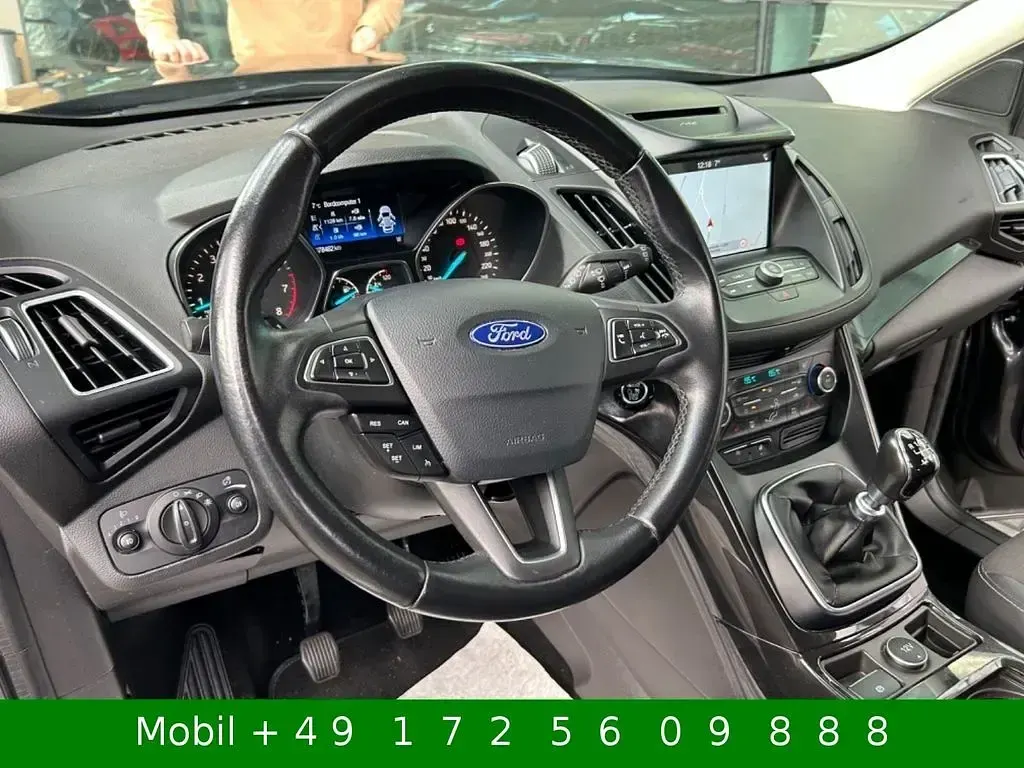 Używany Ford Kuga Titanium 150 KM (110 kW) 2017 Szary SUV