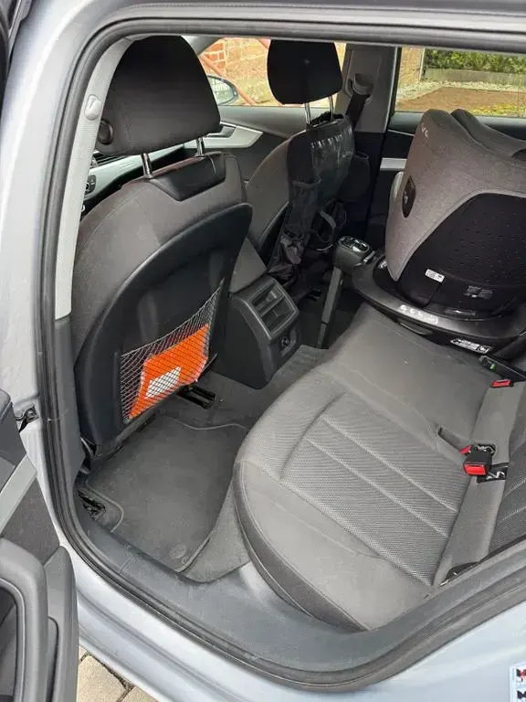 Second-hand Audi A4 190 CP (139 kW) 2018 Argintiu Break
