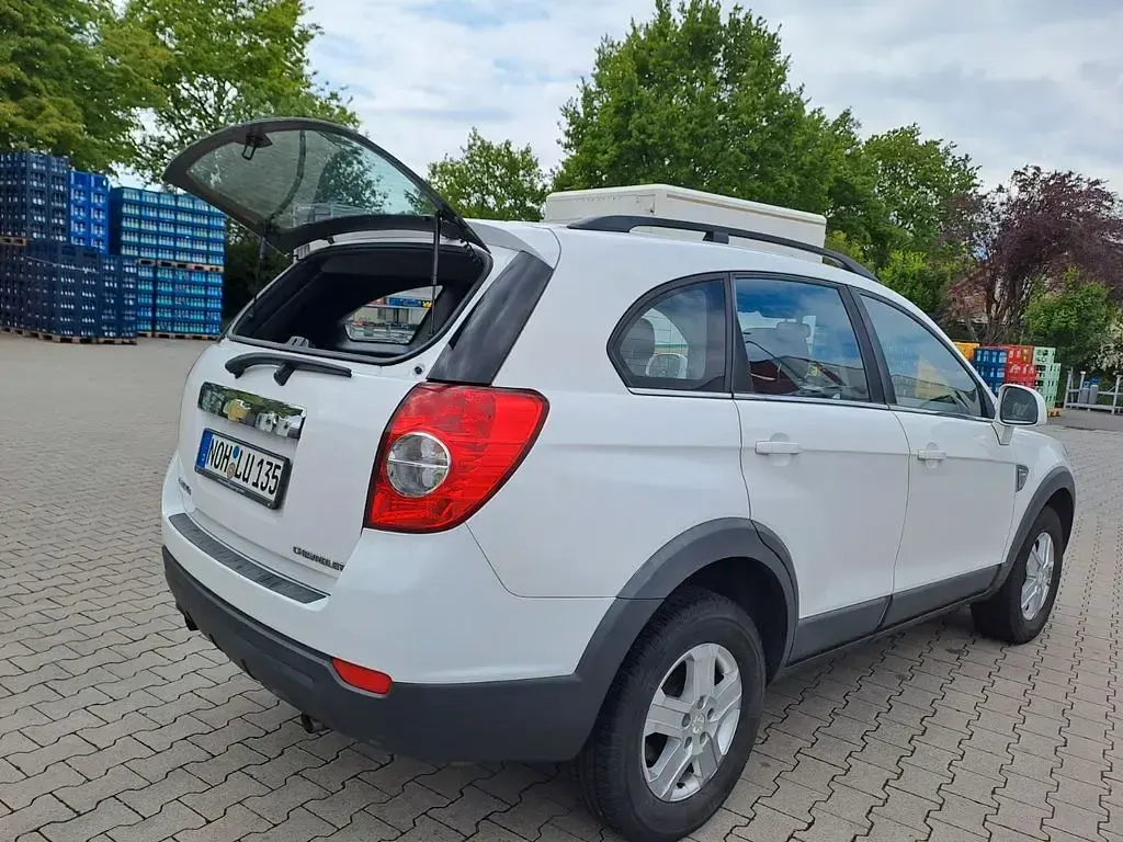 Gebraucht Chevrolet Captiva LS 136 PS (100 kW) 2009 Weiß SUV
