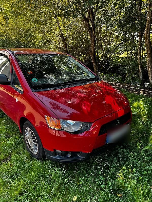 Rot Gebraucht 2012 Mitsubishi Colt Kleinwagen | 2.750 € (Fairer Preis) - Bild 1/4