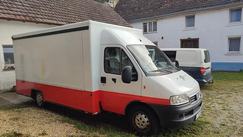 Weiß Gebraucht 2005 Fiat Ducato Van | 23.500 € - Bild 1/4