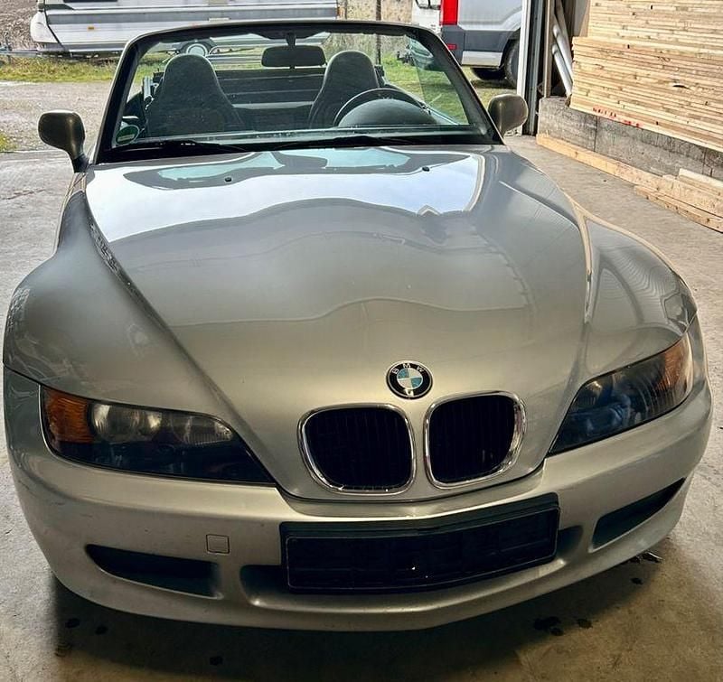 Gebraucht BMW Z3 Sport Line 118 PS (86 kW) 1998 Orange Cabrio