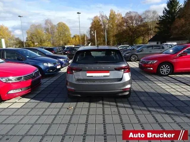 Gebraucht Skoda Fabia Ambition 80 PS (58 kW) 2021 Graphitegrau metallic Kleinwagen