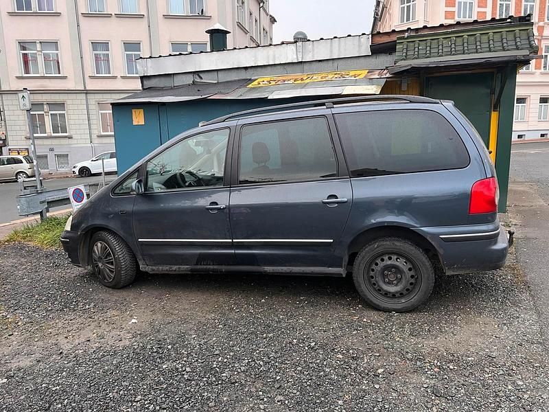 Gebraucht VW Sharan 130 PS (95 kW) 2005 Blau Van / Kleinbus