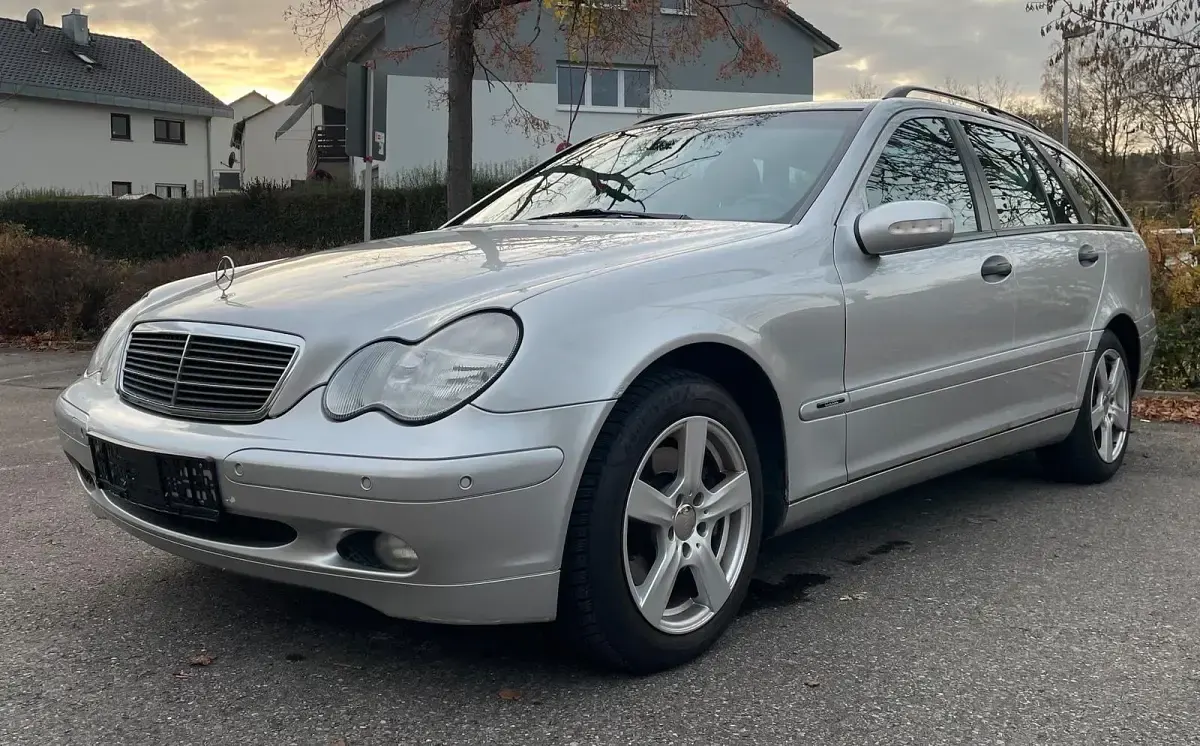 Gebraucht Mercedes C270 170 PS (125 kW) 2004 Silber Kombi