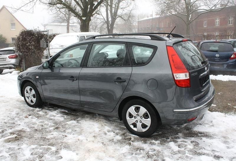 Gebraucht Hyundai i30 Edition+ 109 PS (80 kW) 2009 Grau Kombi