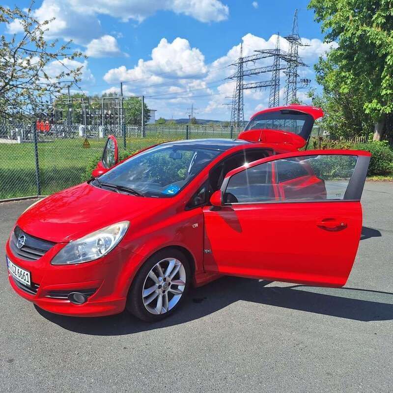 Rot Gebraucht 2010 Opel Corsa Color Edition Coupé | 4.200 € (Fairer Preis) - Bild 1/4