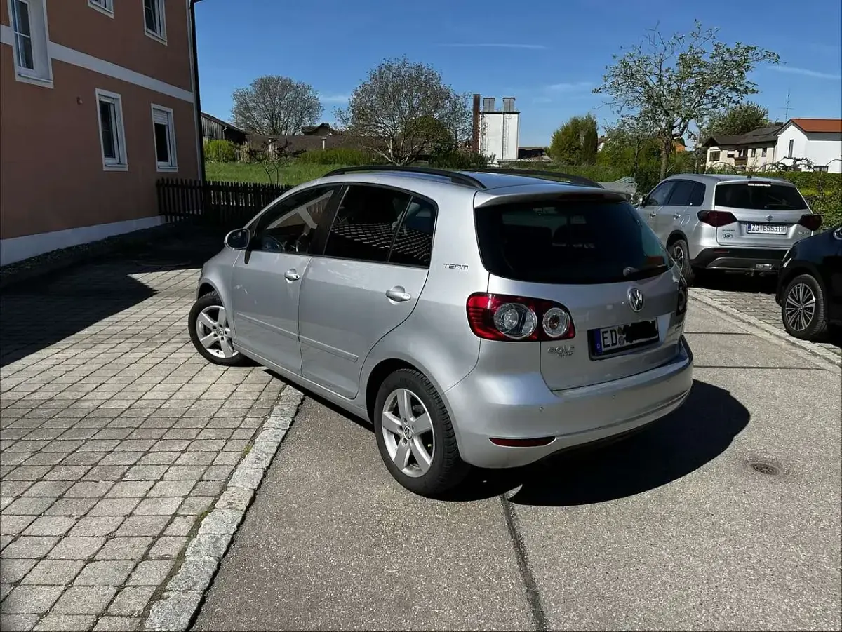 Brugt VW Golf VI Team 105 HK (77 kW) 2010 Sølv Hatchback