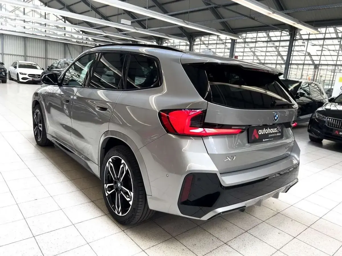 Gebraucht BMW X1 M Sport 326 PS (239 kW) 2023 Silber SUV