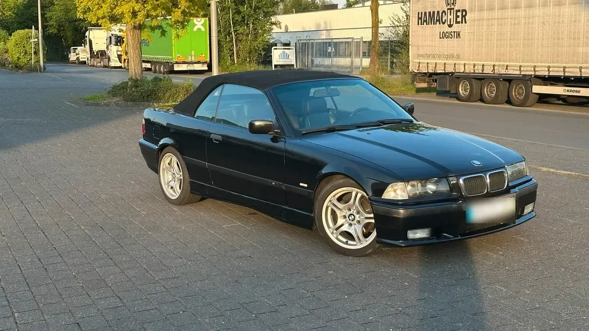 Gebraucht BMW 320 M Sport 150 PS (110 kW) 2000 Schwarz Cabrio