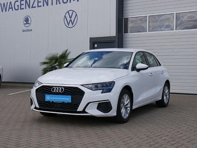 Gebraucht Audi A3 110 PS (80 kW) 2024 Weiß Limousine