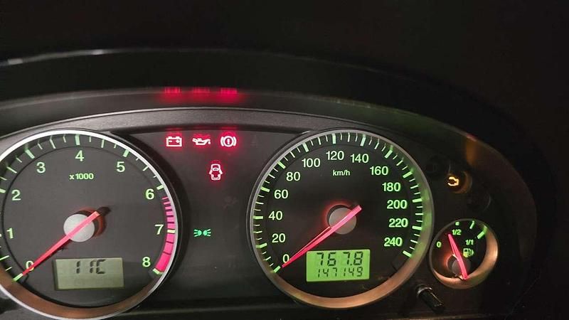 Gebraucht Ford Mondeo Ambiente 125 PS (91 kW) 2005 Grün Kombi