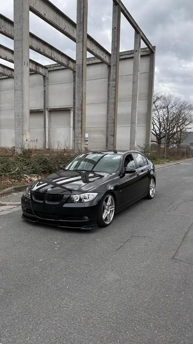 Gebraucht BMW 320 150 PS (110 kW) 2005 Limousine