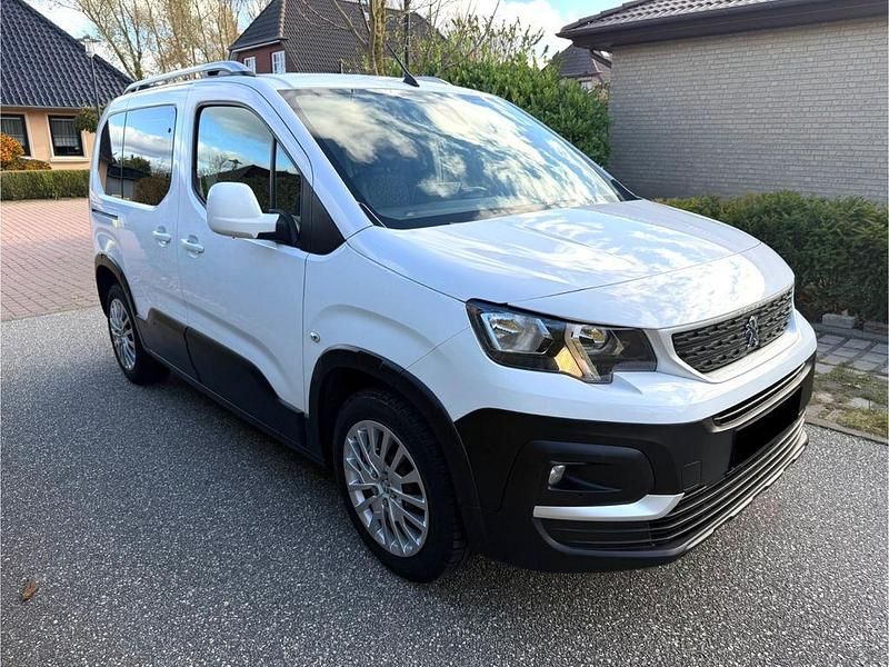 Weiß Gebraucht 2019 Peugeot Rifter Van / Kleinbus | 9.500 € (Superpreis) - Bild 1/4