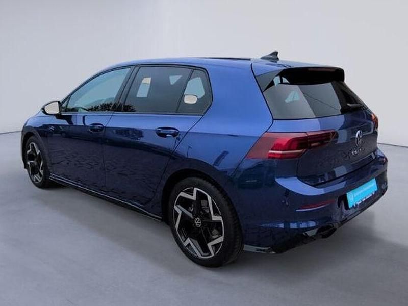 Gebraucht VW Golf VIII R-line 150 PS (110 kW) 2025 Lapiz blue metallic Limousine