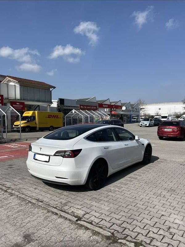 Gebraucht Tesla Model 3 Standard Range Plus 225 kW (306 PS) 2020 Limousine