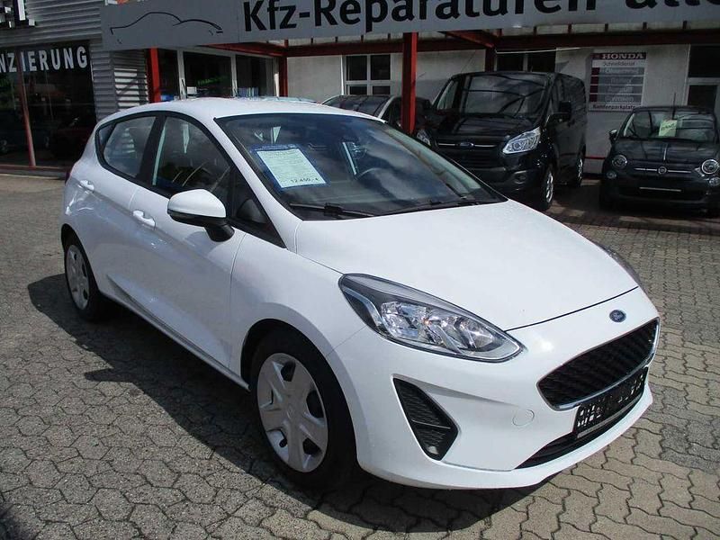 Gebraucht Ford Fiesta Cool & Connect 86 PS (63 kW) 2020 Frost weiß Kleinwagen