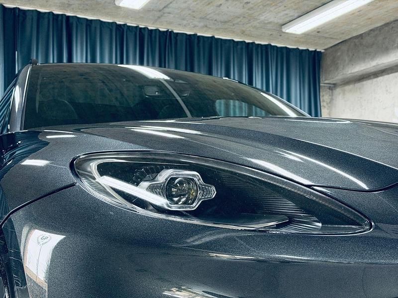 Gebraucht Aston Martin DBX 551 PS (405 kW) 2021 SUV