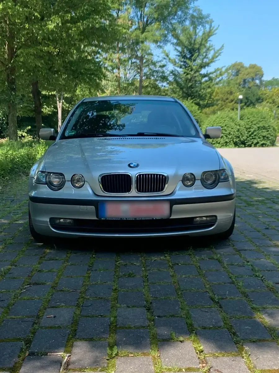 Gebraucht BMW 316 116 PS (85 kW) 2003 Silber Coupé