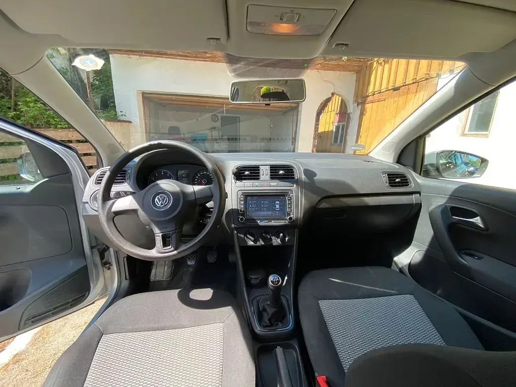 Gebraucht VW Polo 60 PS (44 kW) 2011 Silber Kleinwagen