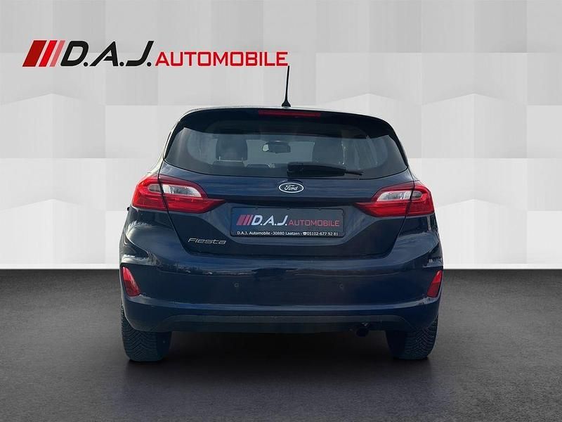 Gebraucht Ford Fiesta Cool & Connect 101 PS (74 kW) 2018 Blau Kleinwagen