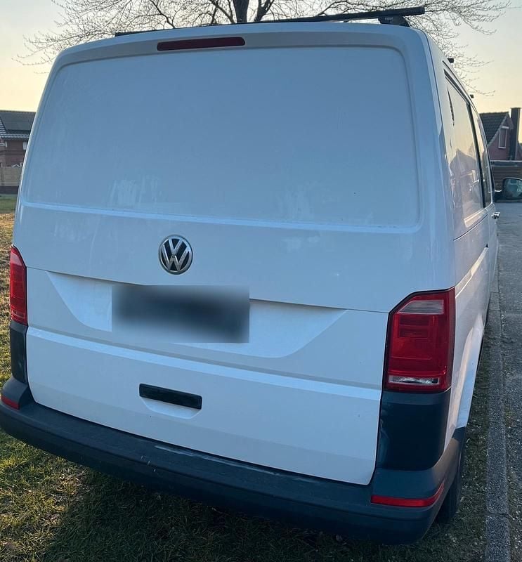 Usata VW Transporter 105 CV (77 kW) 2017 Bianco Furgone