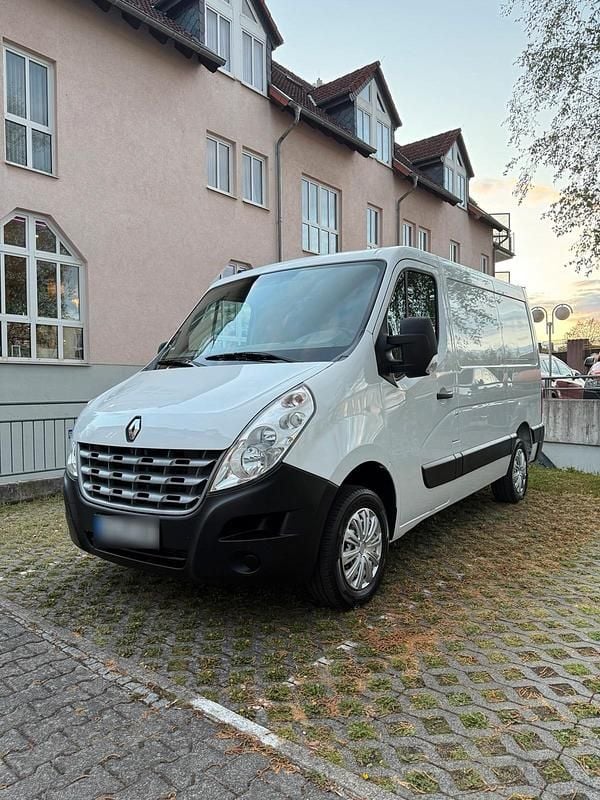 Second-hand Renault Master 110 CP (80 kW) 2011 Alb