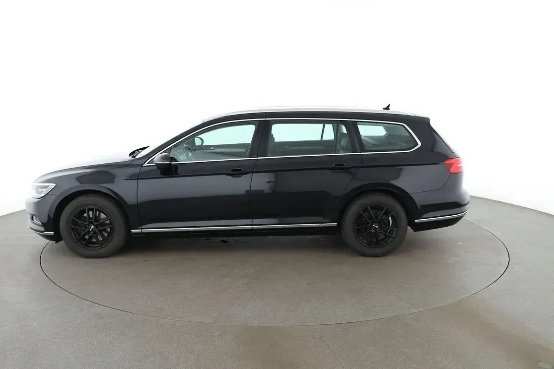 Gebraucht VW Passat Highline 180 PS (132 kW) 2016 Schwarz Kombi