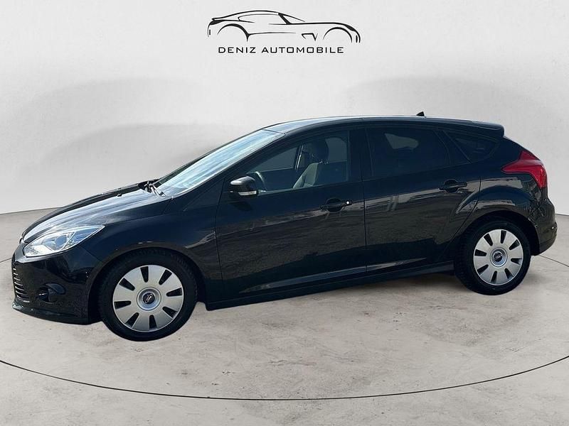 Gebraucht Ford Focus Titanium 116 PS (85 kW) 2012 Schwarz Limousine