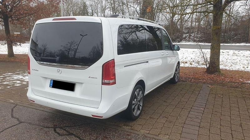 Gebraucht Mercedes V250 Edition 190 PS (139 kW) 2016 Weiß Van / Kleinbus