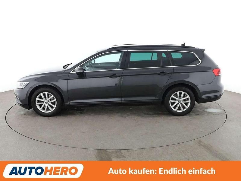 Gebraucht VW Passat Business 150 PS (110 kW) 2021 Schwarz Kombi