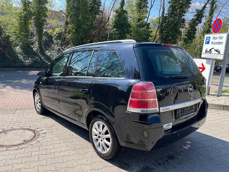 Gebraucht Opel Zafira Edition 140 PS (102 kW) 2005 Schwarz Van / Kleinbus