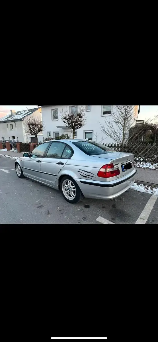 Gebraucht BMW 320 150 PS (110 kW) 2002 Silber Limousine