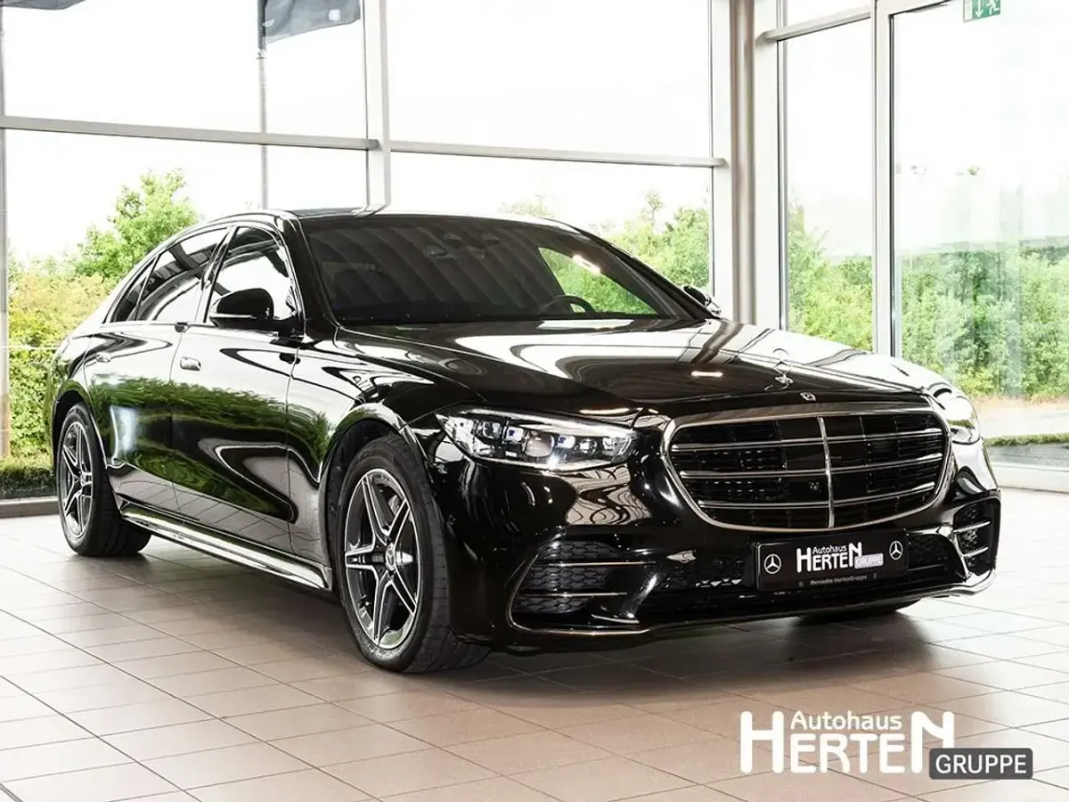 Gebraucht Mercedes S350 AMG 313 PS (230 kW) 2025 Lack obsidianschwarz Limousine